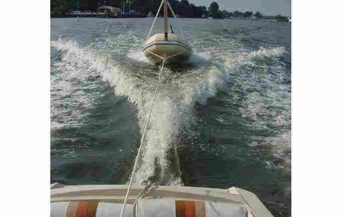 dinghy being towed